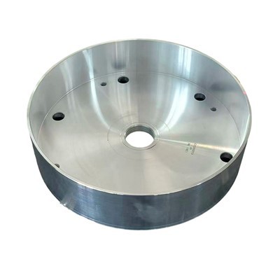 Peces d'acer d'aliatge forjat amb matriu